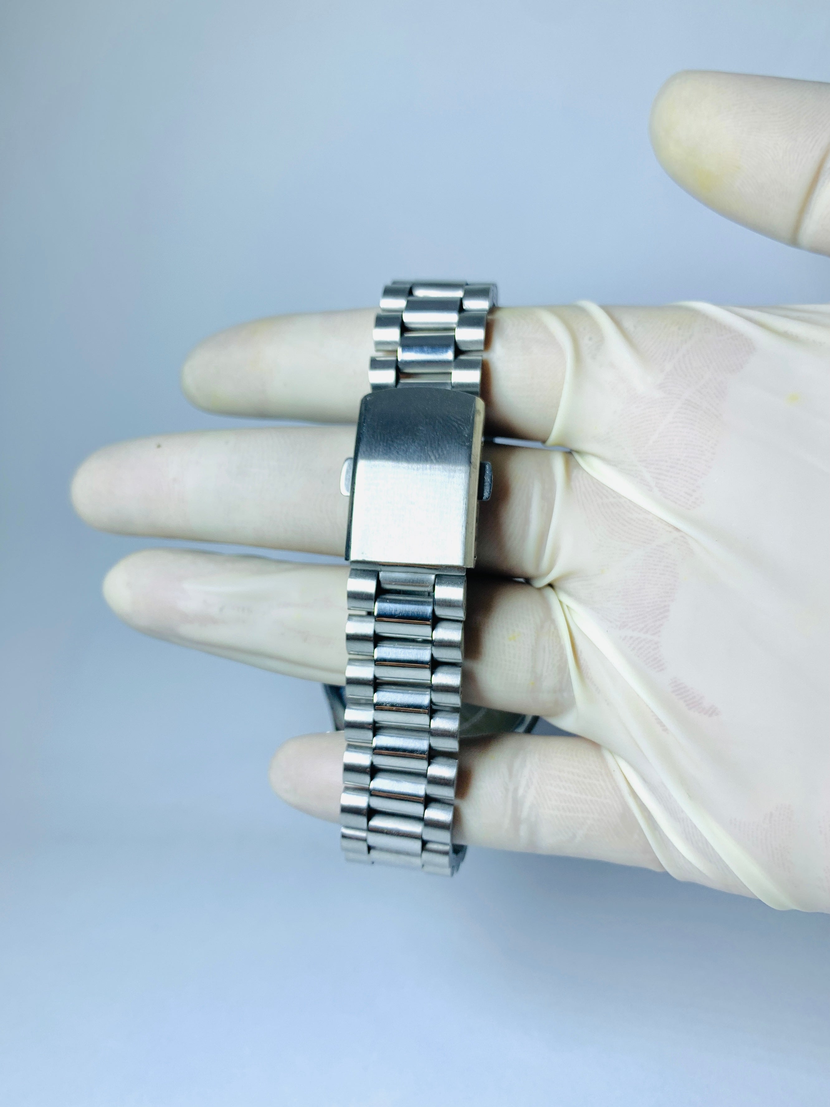 Disney Vintage Mickey Mouse Stainless Steel Gold Case