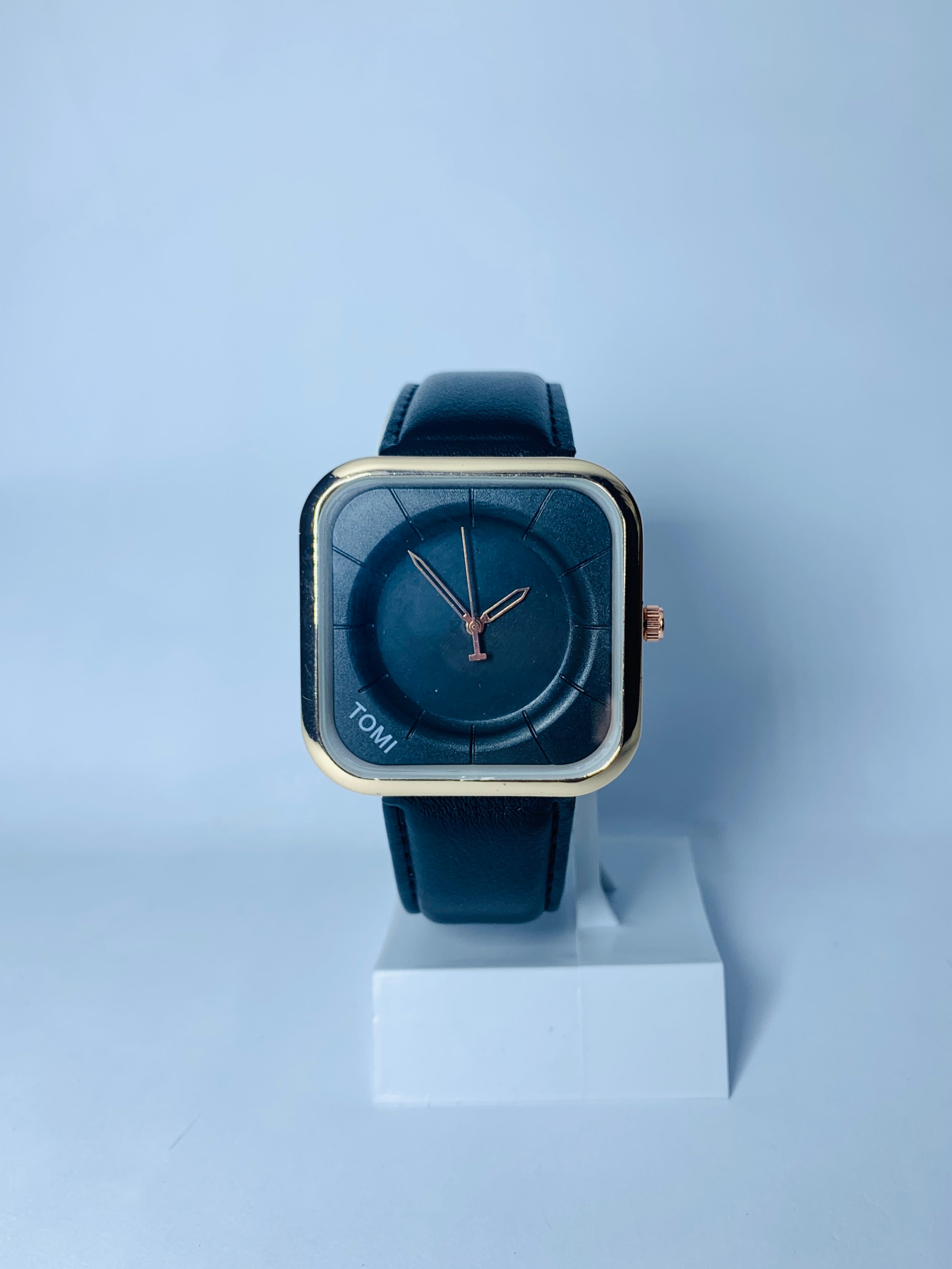 Tomi T083 black with golden touch casual men watch - TIME GHAR